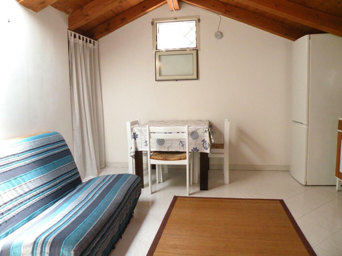 Deliziosa Mansarda Nel Quartiere Marina - Cagliari Q8577 Apartment Luaran gambar